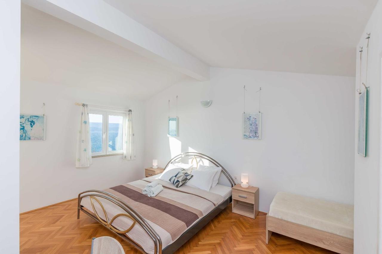 Apartmani Neno Lokva Rogoznica Bagian luar foto
