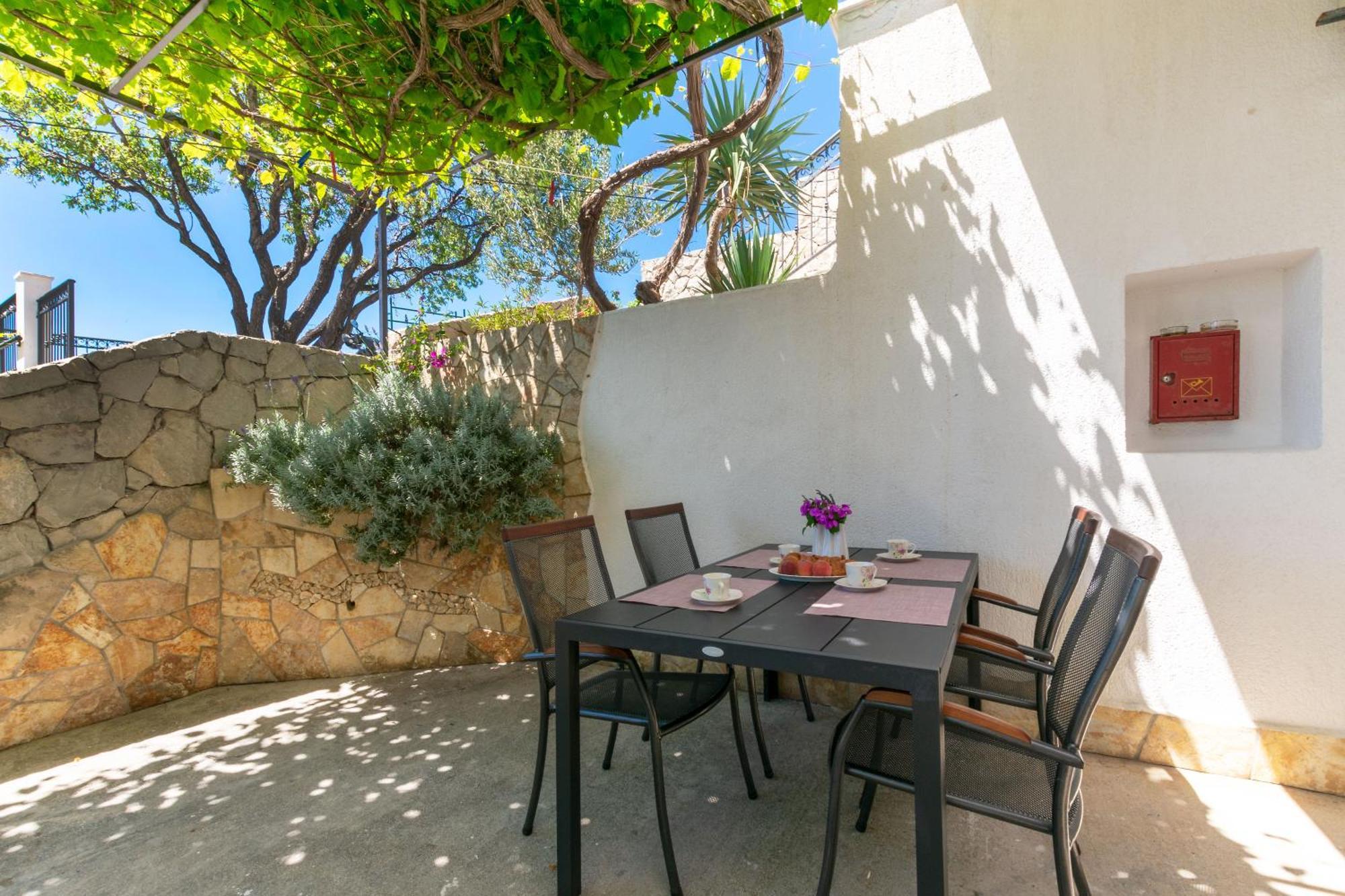 Apartmani Neno Lokva Rogoznica Bagian luar foto